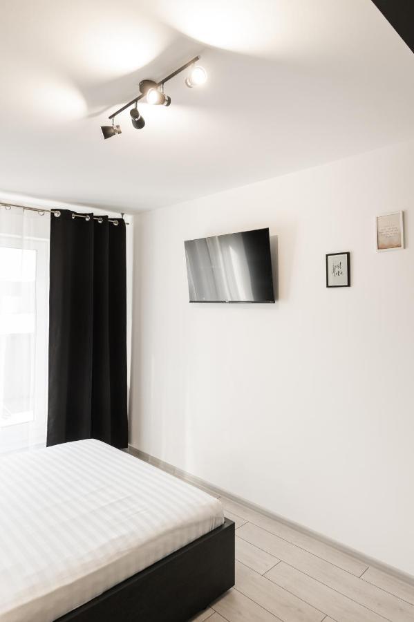 בראשוב Milano Studio With Terrace And Panoramic View מראה חיצוני תמונה